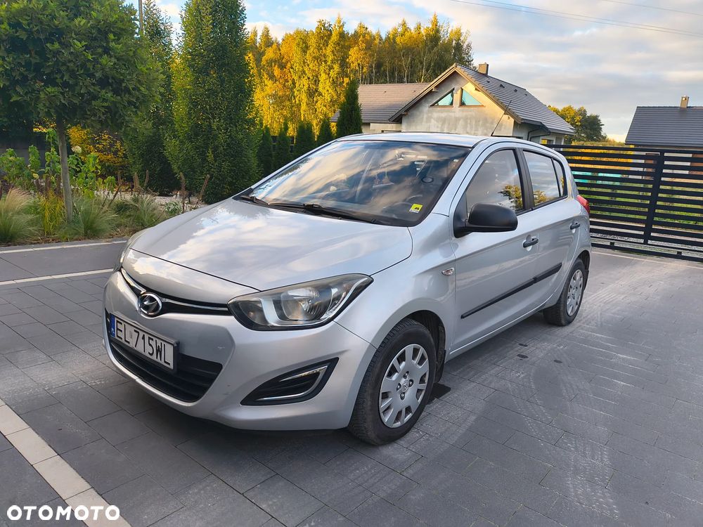 Hyundai I20 2013 photo 2