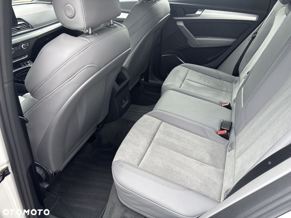 Audi Q5 Sportback - 27