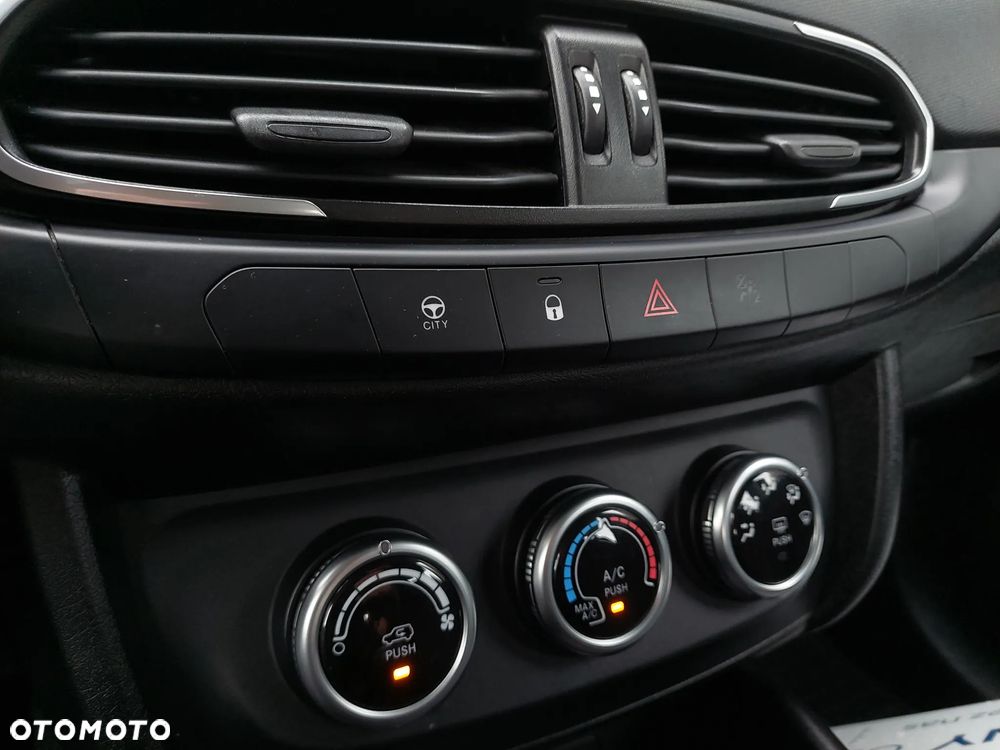 Fiat Tipo 1.4 Classic - 26