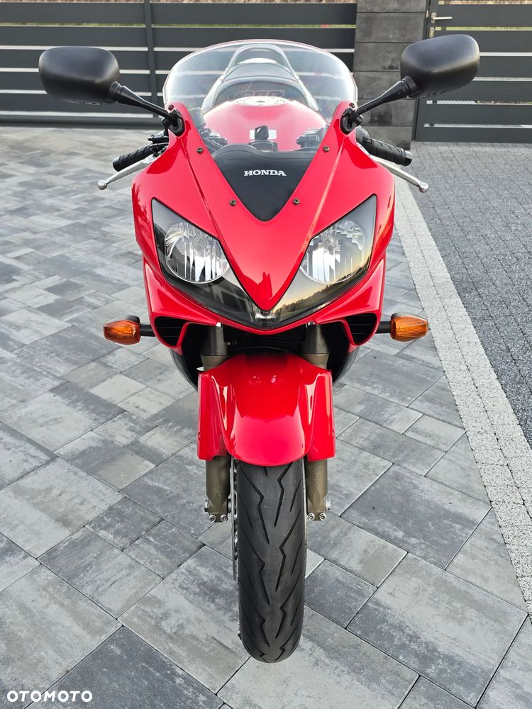 Honda CBR - 8