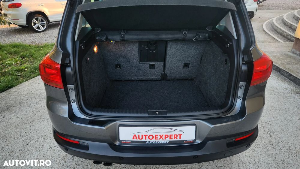 Volkswagen Tiguan 2.0 TDI DPF BlueMotion Technology Cup Sport & Style - 27