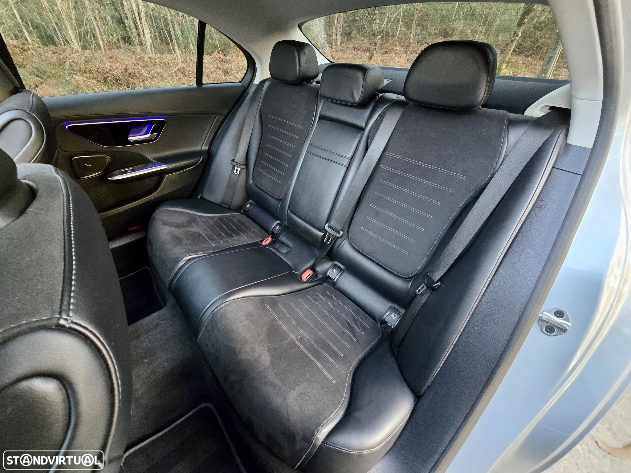 Mercedes-Benz C 300 d AMG Line - 9