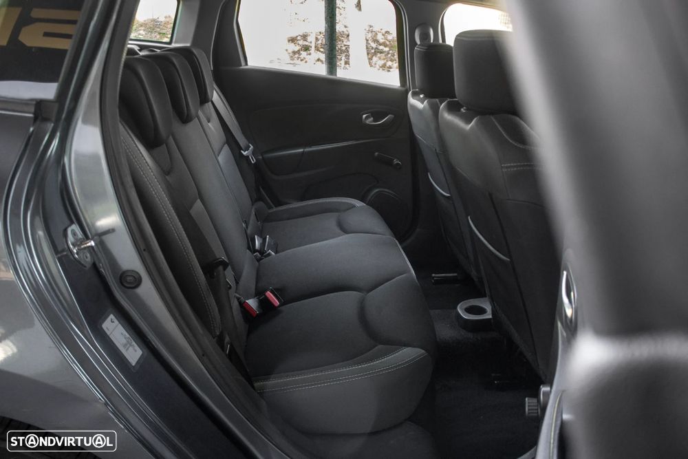 Renault Clio Sport Tourer 1.5 dCi Confort - 24