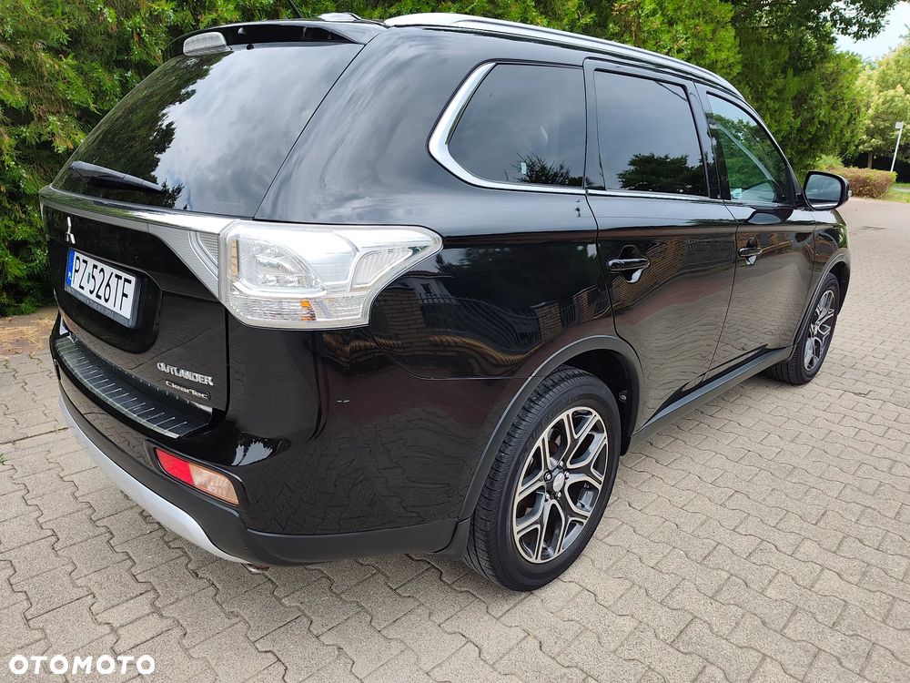 Mitsubishi Outlander 2.2 DID Intense + 4WD - 7