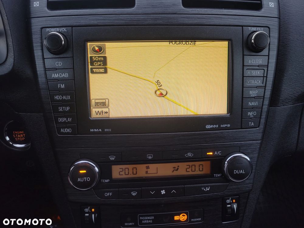 Toyota Avensis 2.0 Prestige NAVI MS - 28