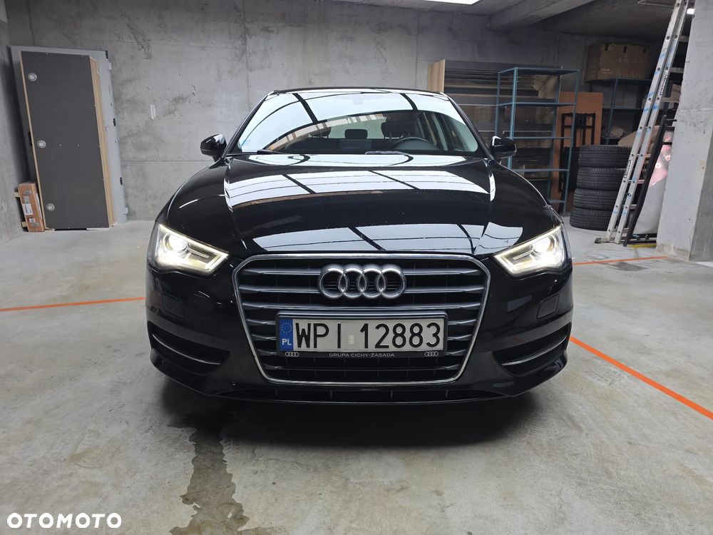 Audi A3 Sportback - 3