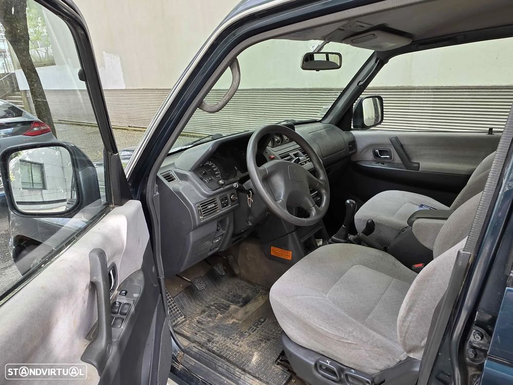 Mitsubishi Pajero 2.8 TD GLS Longo ABS - 10