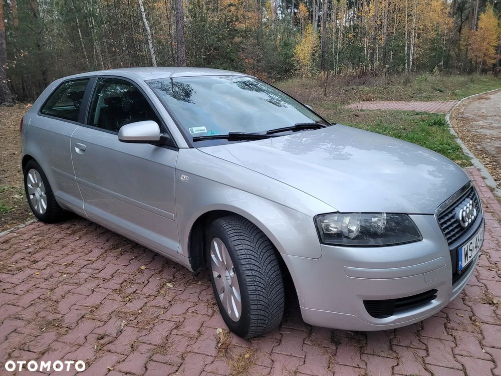 Audi A3 3-drzwiowe 1.6 Ambiente - 1