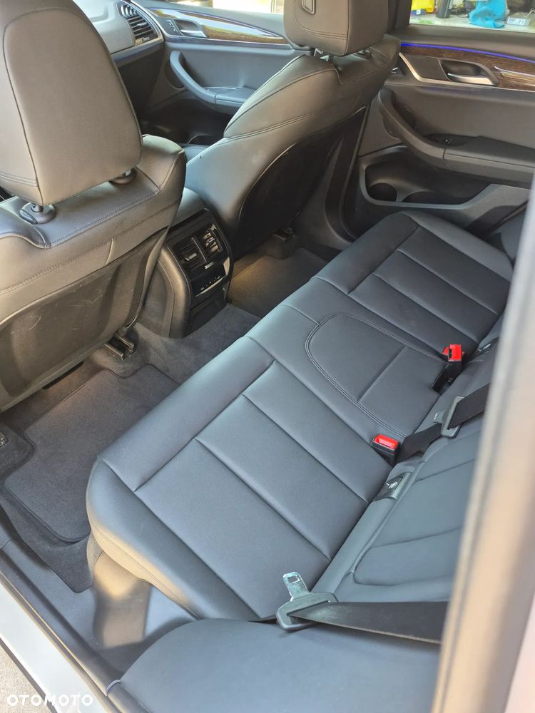 BMW X3 xDrive30i xLine - 22