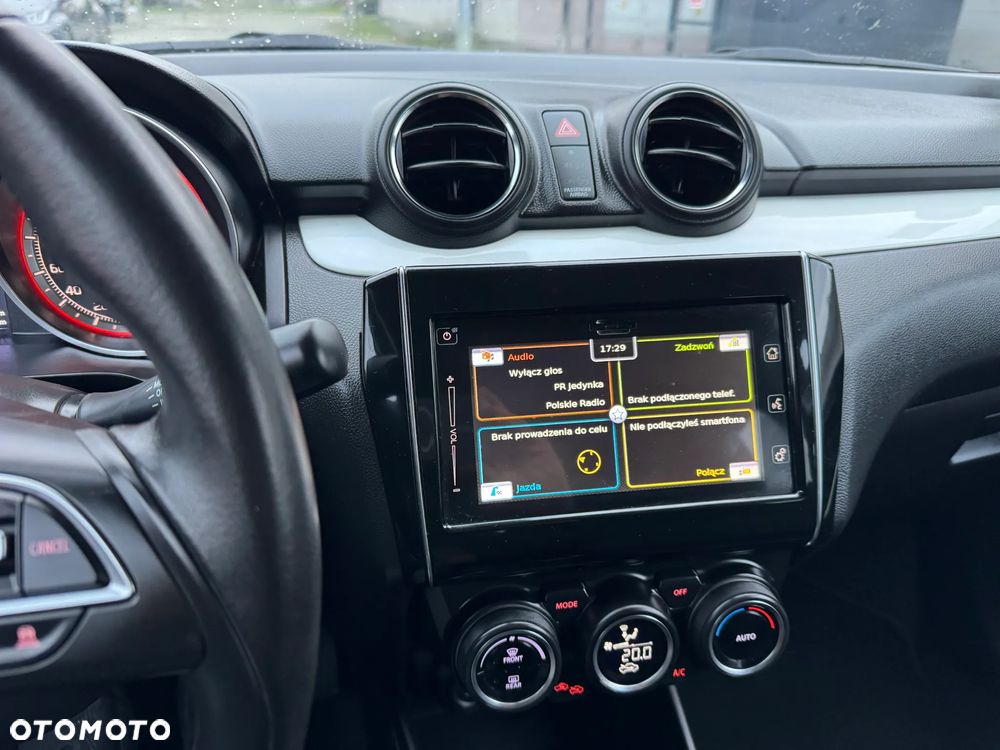 Suzuki Swift 1.2 SHVS Premium Plus - 13