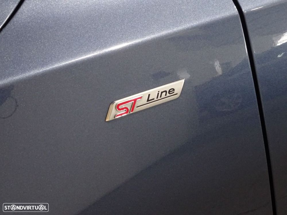 Ford Focus 1.5 TDCi ECOBlue Titanium - 36