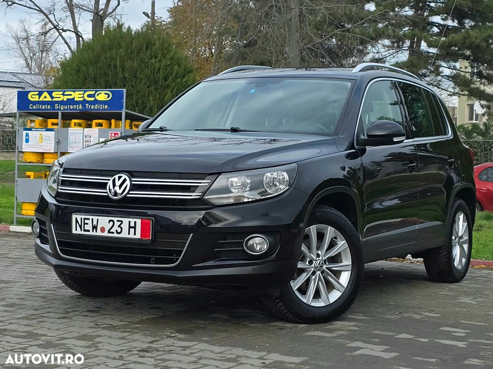 Volkswagen Tiguan 2.0 TDI DPF BlueMotion Technology Sport & Style - 11