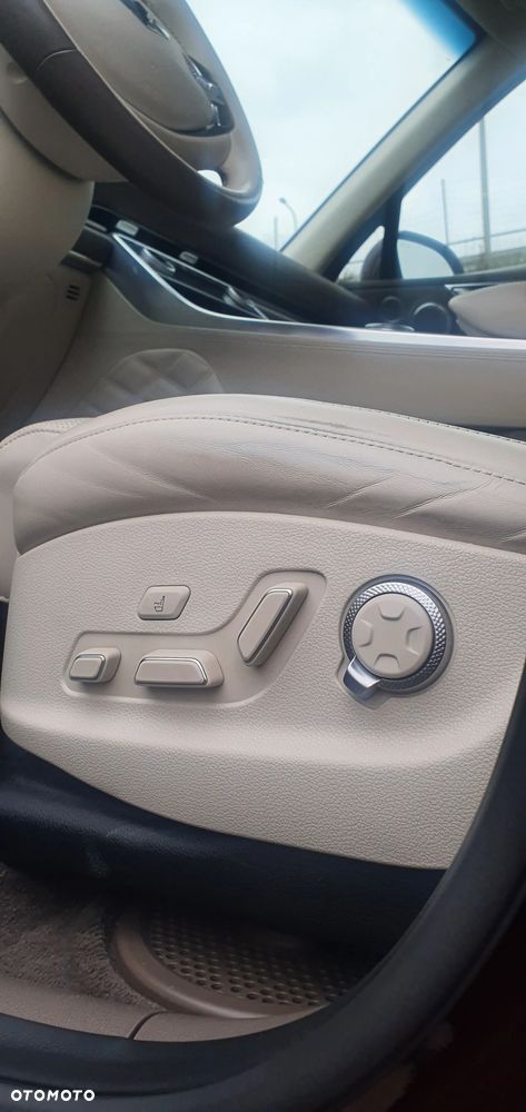 Genesis GV80 - 28