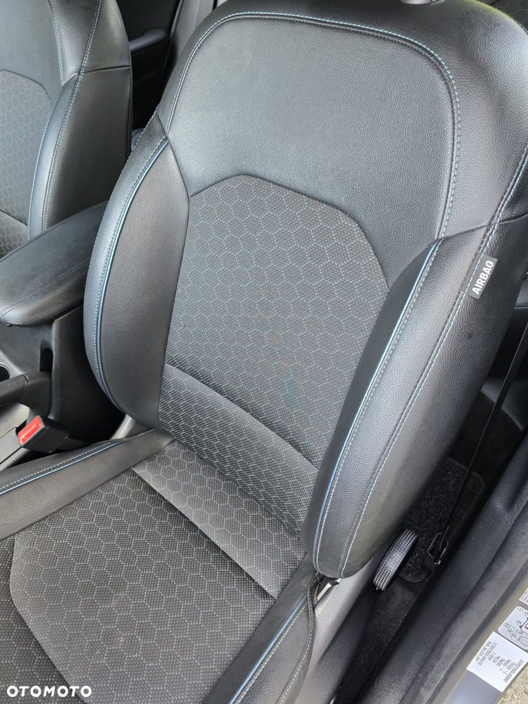 Kia XCeed 1.0 T-GDI L Business Line - 16