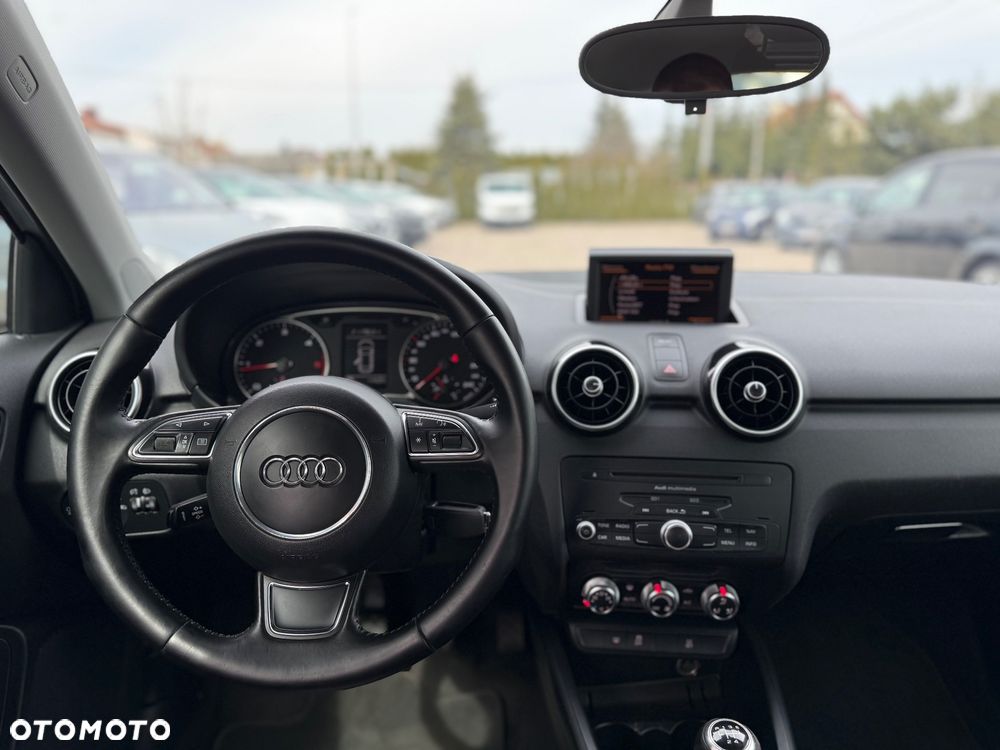 Audi A1 Sportback 1.6 TDI Attraction - 16