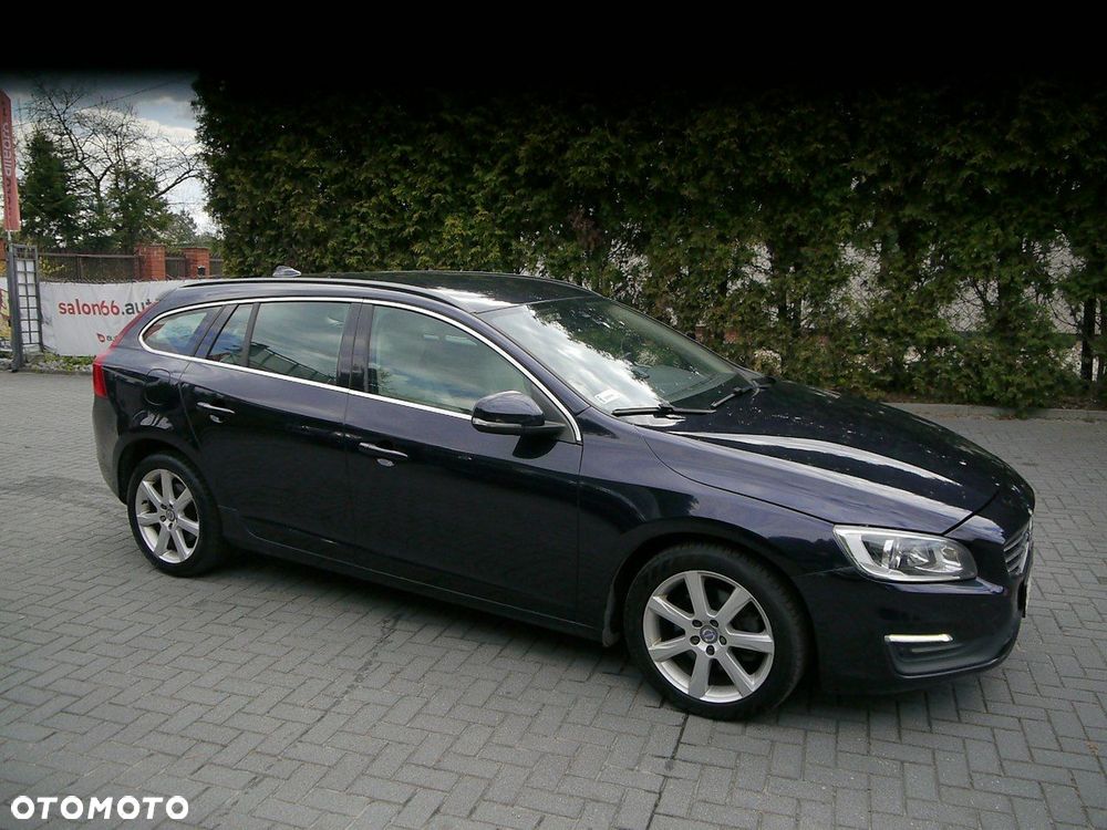 Volvo V60 D2 Drive-E Momentum - 14