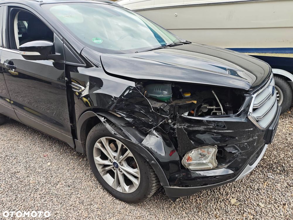 Ford Kuga 2.0 TDCi 4x4 Titanium - 3