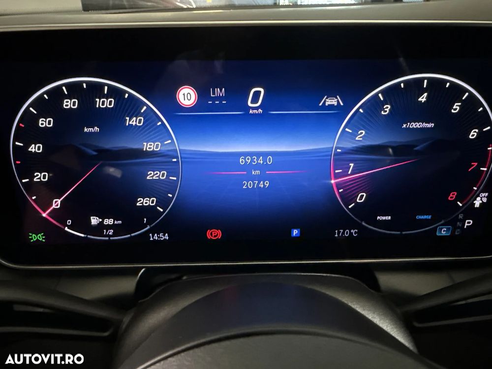 Mercedes-Benz GLC Coupe 300 4MATIC MHEV - 12