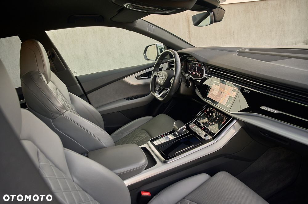 Audi SQ8 - 26