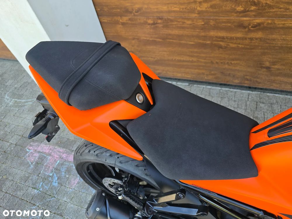 KTM RC 125 - 16