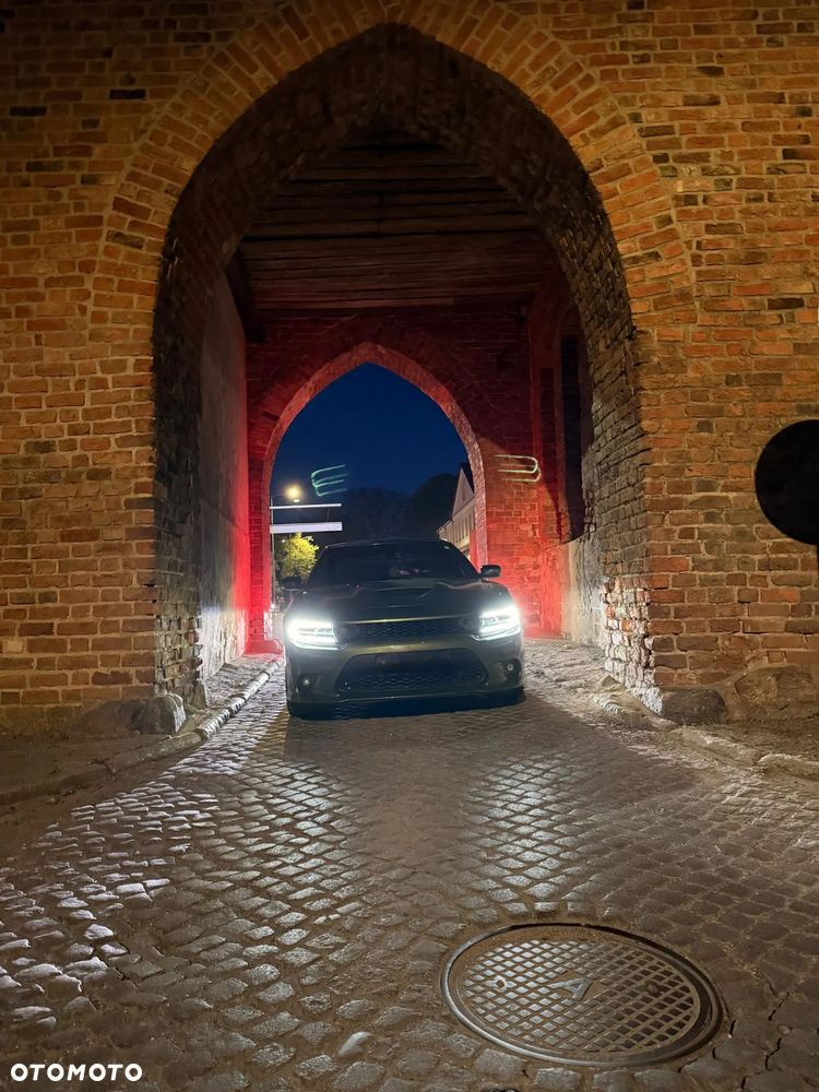 Dodge Charger 5.7 R/T - 4