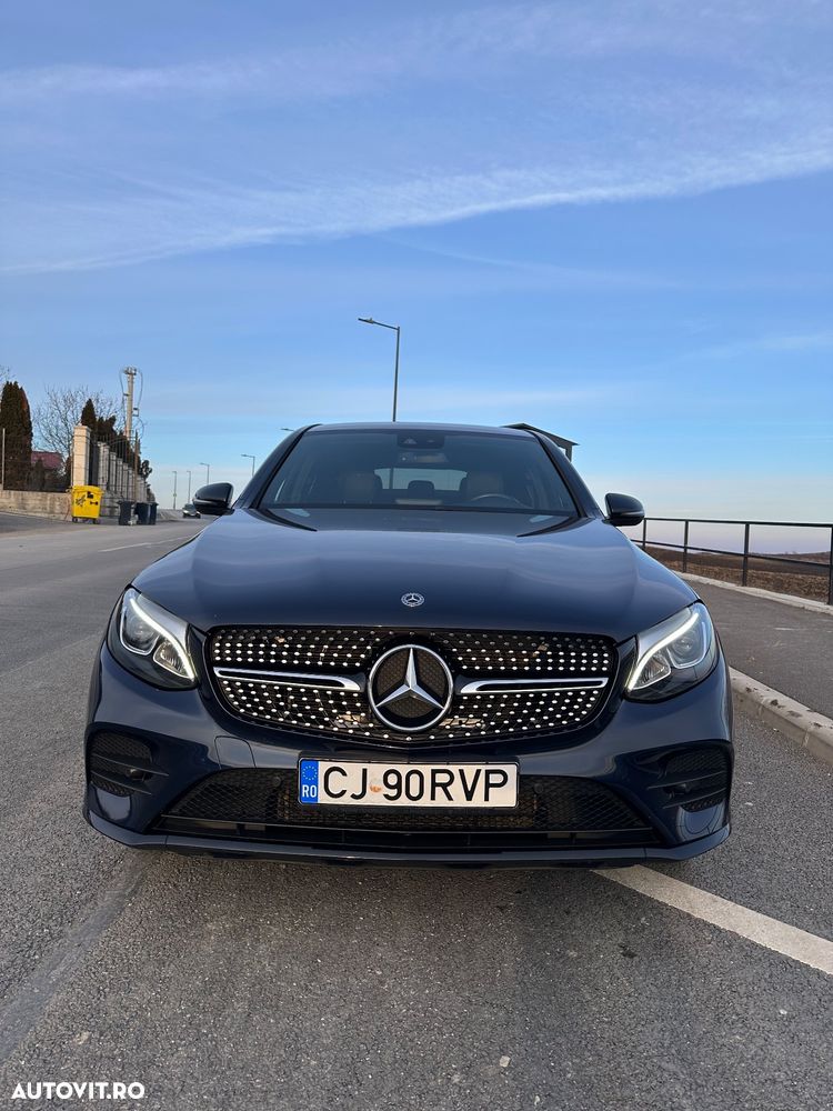 Mercedes-Benz GLC Coupe 250 4Matic 9G-TRONIC AMG Line - 5