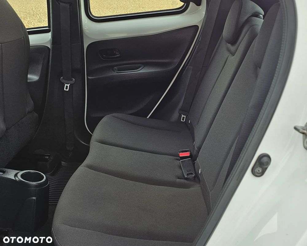 Toyota Aygo X Standard - 16