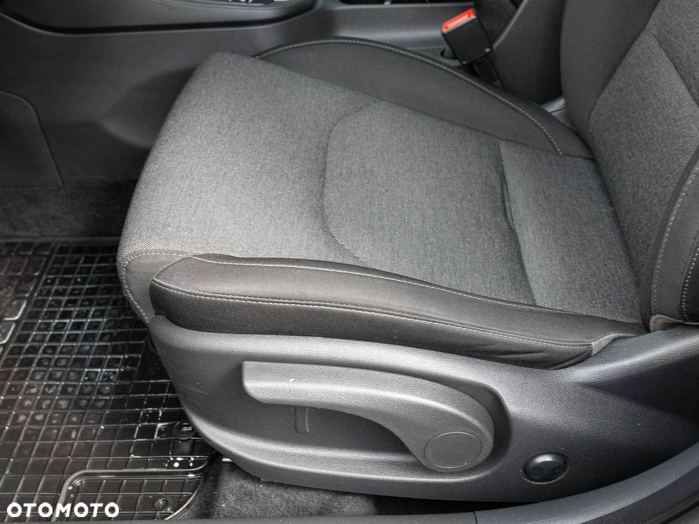 Hyundai i30 1.5 DPI Smart - 11