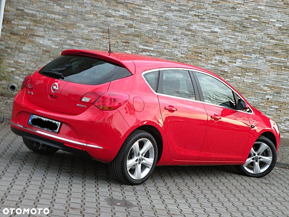 Opel Astra 1.6 Cosmo - 18