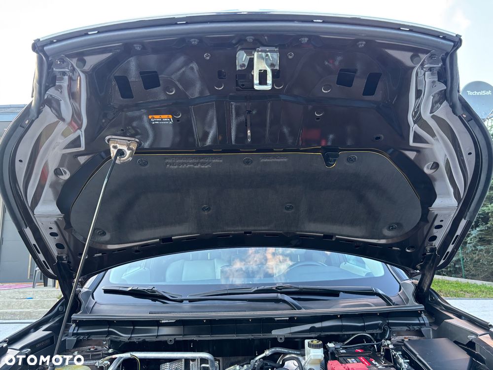 Mitsubishi Outlander - 36
