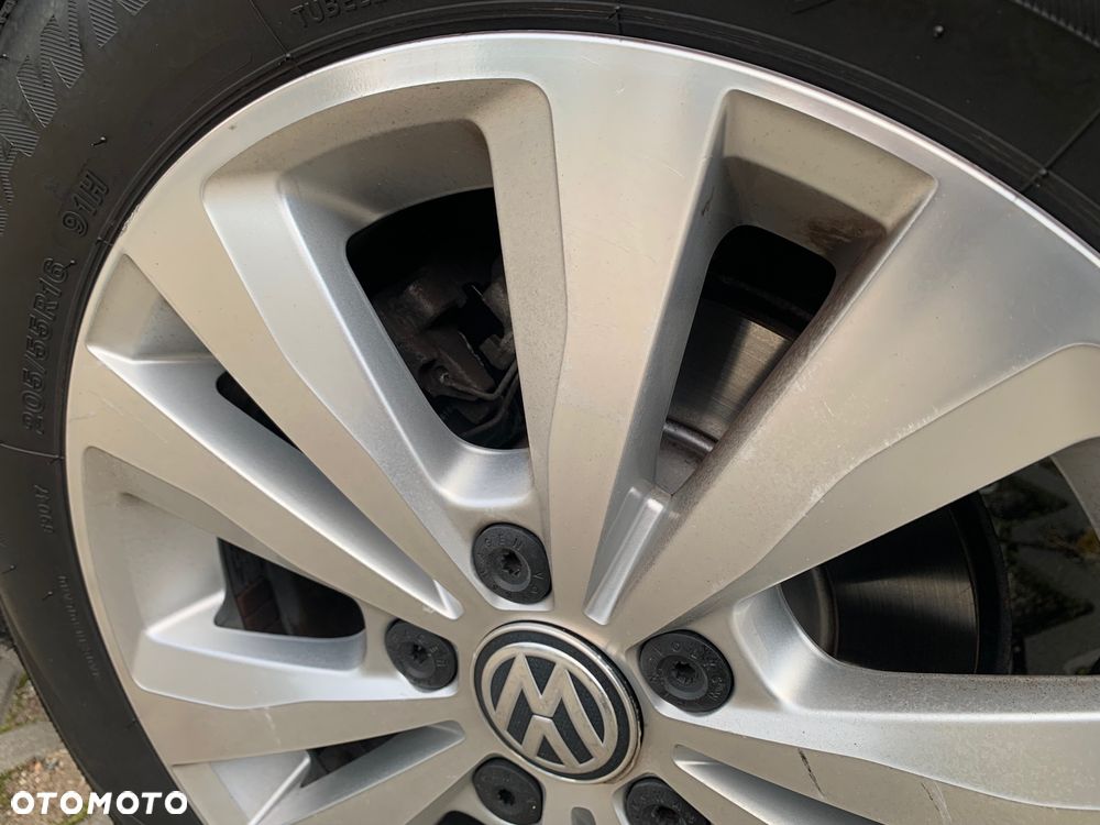 Volkswagen Golf 1.6 TDI BMT Comfortline - 14
