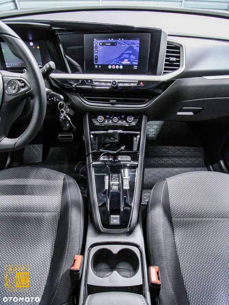 Opel Grandland 1.2 T Business Edition S&S - 16