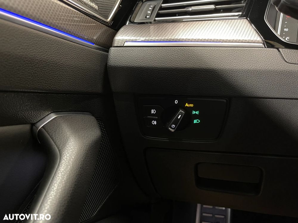 Volkswagen Passat Alltrack - 35