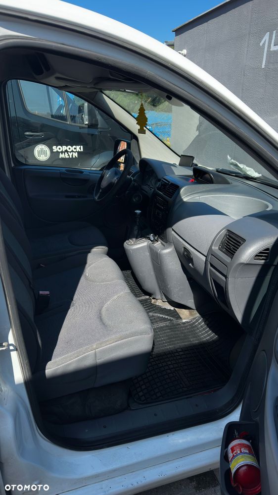 Peugeot Expert - 11