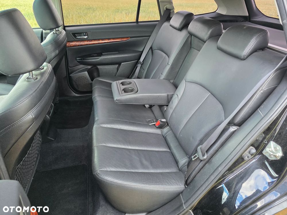 Subaru Outback - 17