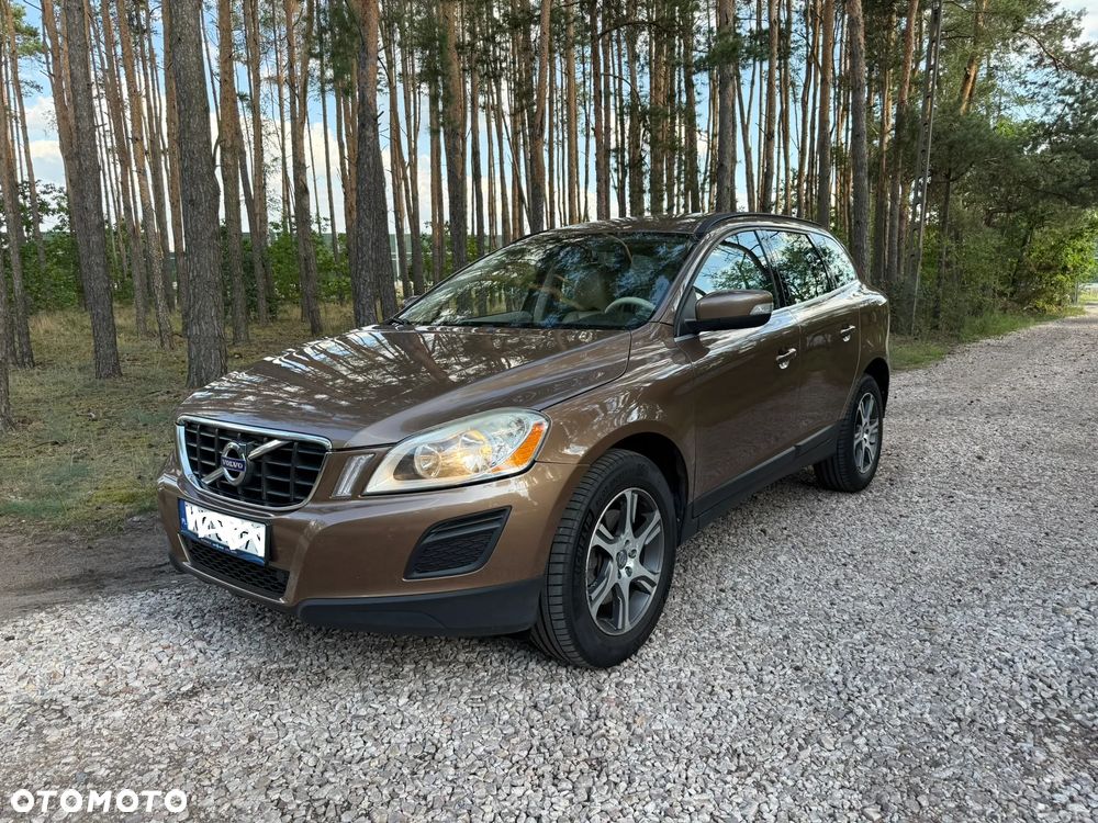 Volvo XC 60 2.0T Momentum - 2