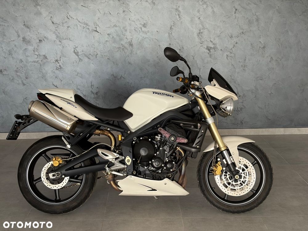 Triumph Street Triple