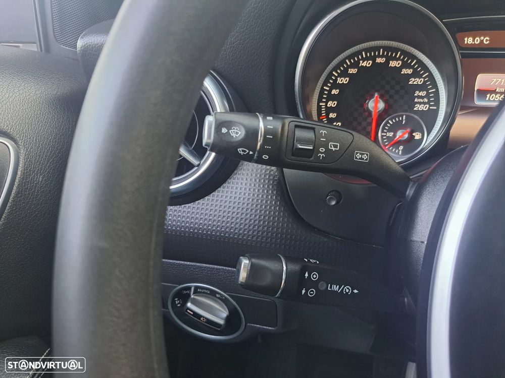 Mercedes-Benz A 180 7G-DCT Urban - 18