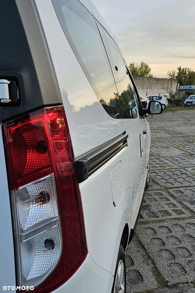 Dacia Dokker TCe 115 Celebration - 14