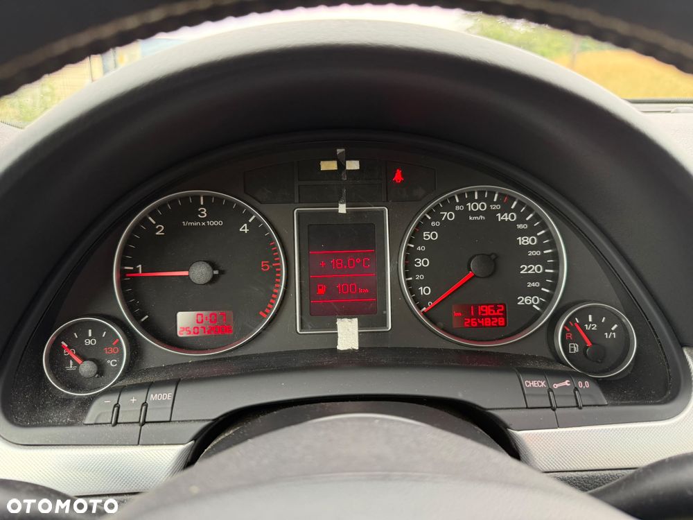 Audi A4 Avant - 12