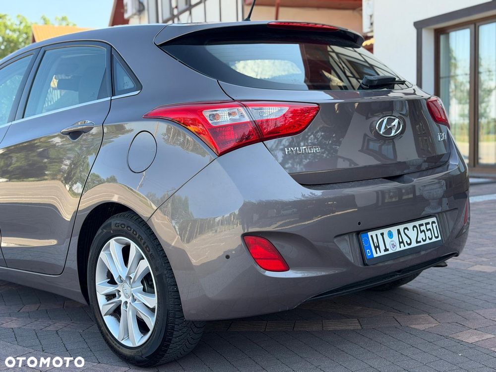 Hyundai i30 1.6 Automatik Trend - 20