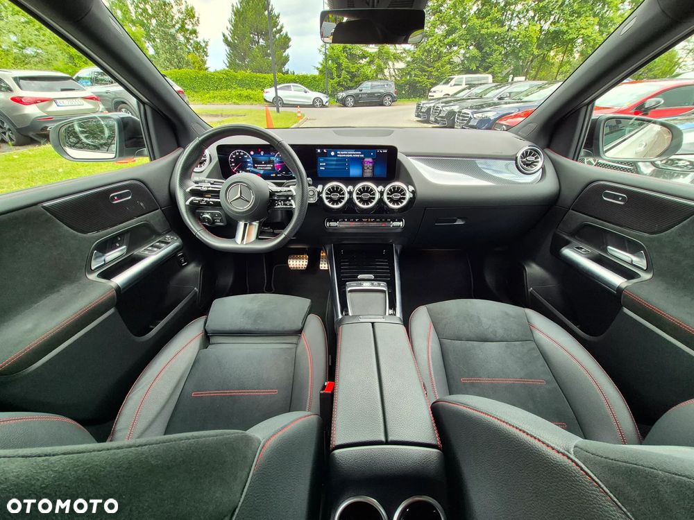 Mercedes-Benz Klasa B 200 AMG Line 7G-DCT - 17