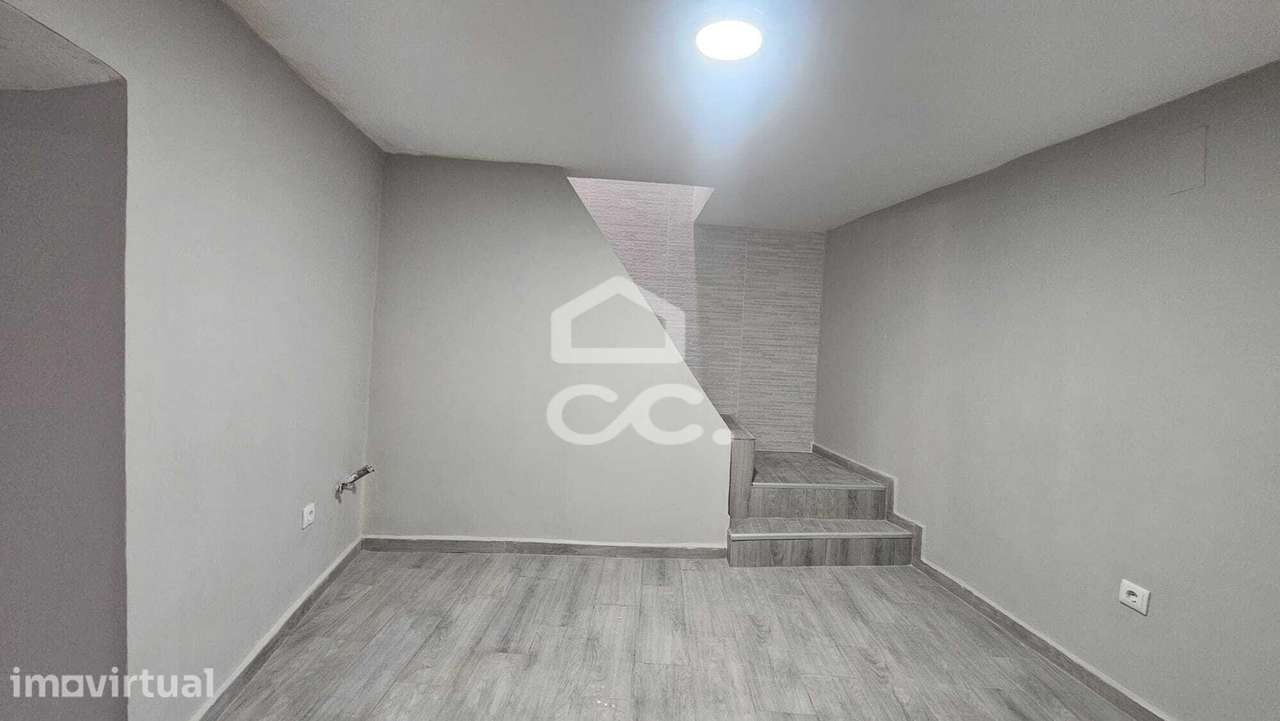 Moradia Rés do Chão e CaveT3 remodelada em Beja - Grande imagem: 2/22