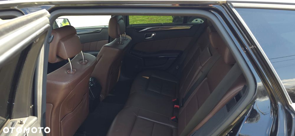 Mercedes-Benz Klasa E 350 CDI BlueEff Avantgarde - 9