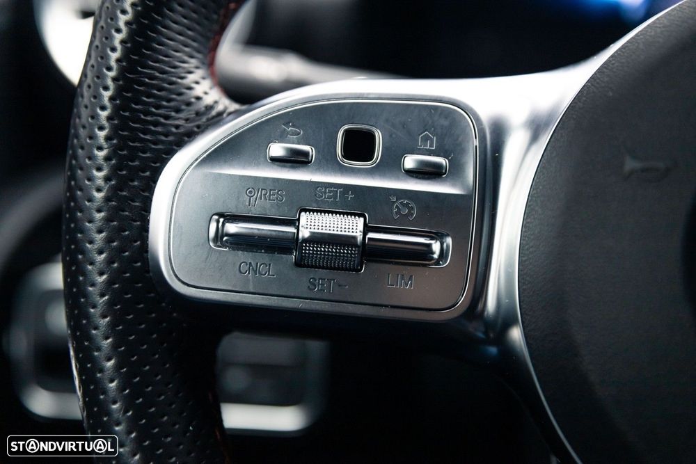 Mercedes-Benz CLA 250 e 8G-DCT AMG Line - 30