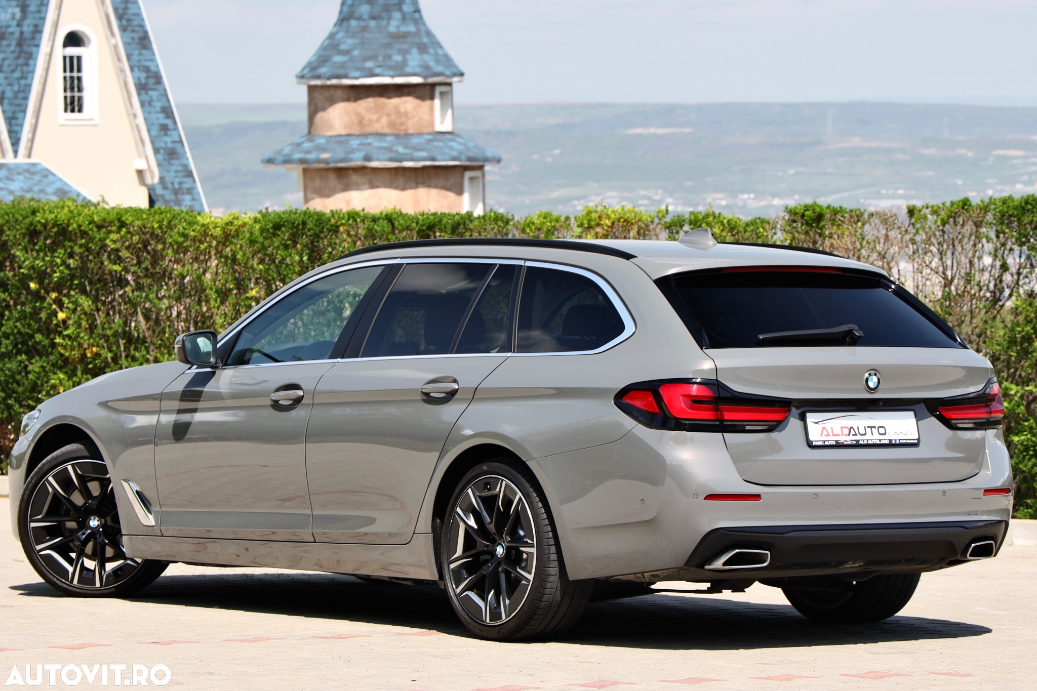 BMW Seria 5 520d xDrive AT MHEV - 4