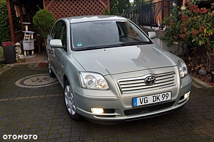 Toyota Avensis 1.8 VVT-i Luna - 14