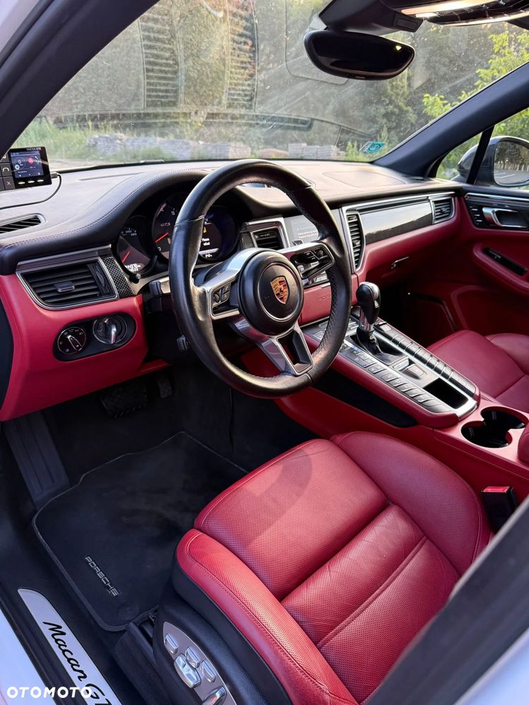 Porsche Macan GTS - 16
