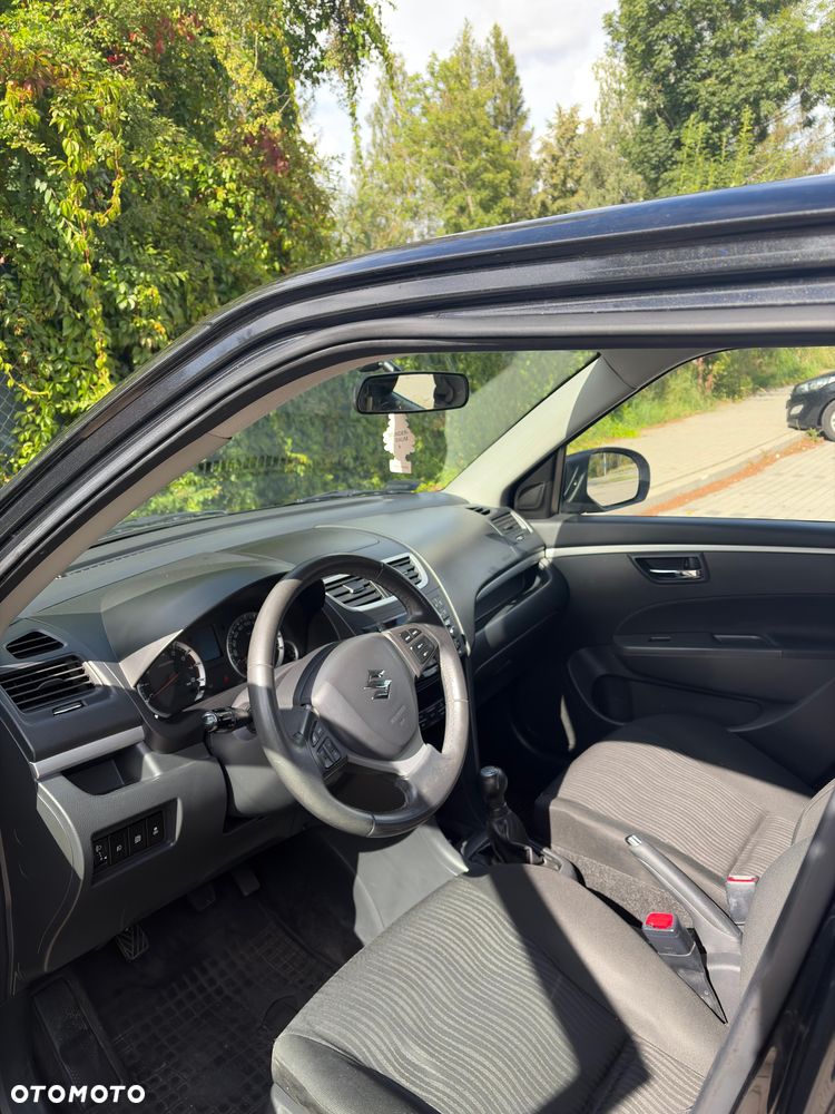 Suzuki Swift - 7