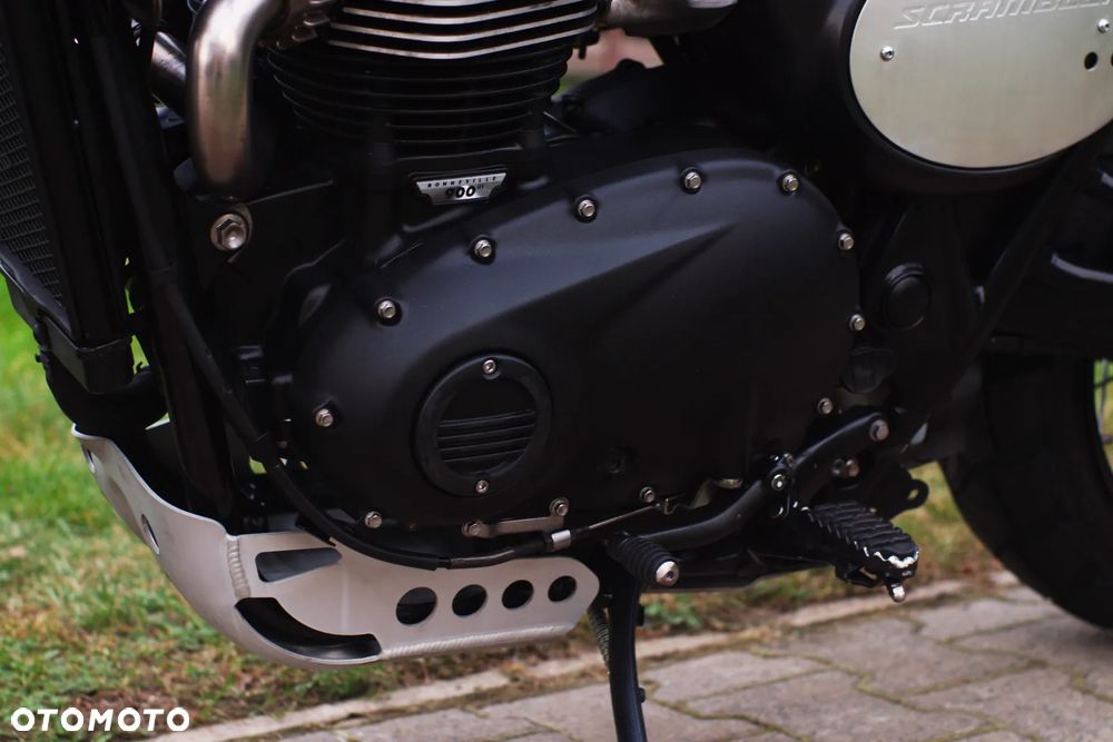 Triumph Street Scrambler - 33